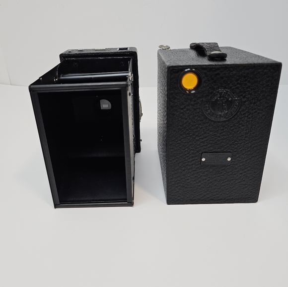 Kodak N0 2A Brownie 116 film camera - Picture 5 of 7